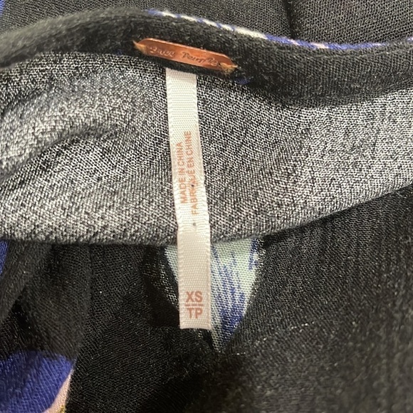 Free People Tree Swing Oversized Tunic in Night SZ XS - Picture 6 of 7